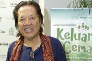 Malam terakhir di rumah Arswendo Atmowiloto yang menggetarkan hati