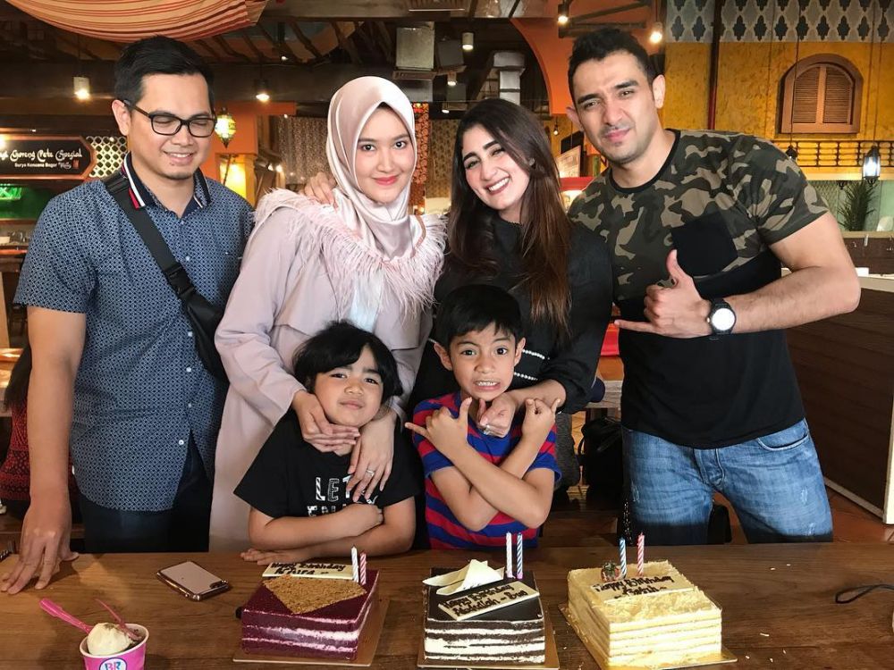 8 Potret kedekatan anak Tania Nadira dan calon papa tirinya, kompak