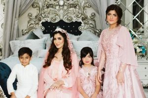 7 Pesona Nayla, adik Tania Nadira yang cantiknya curi perhatian