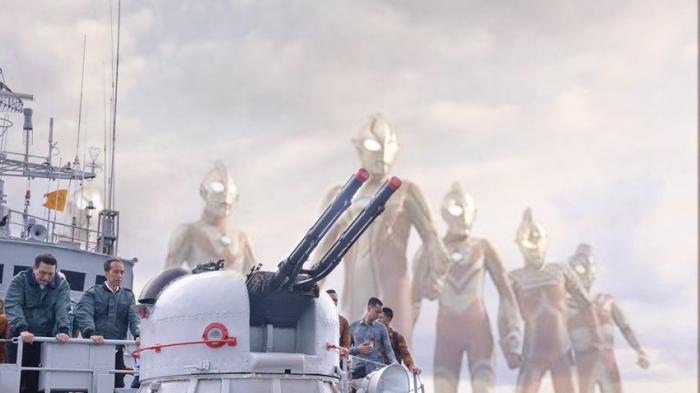10 Foto editan lucu jika Ultraman ada di Indonesia ini kocak
