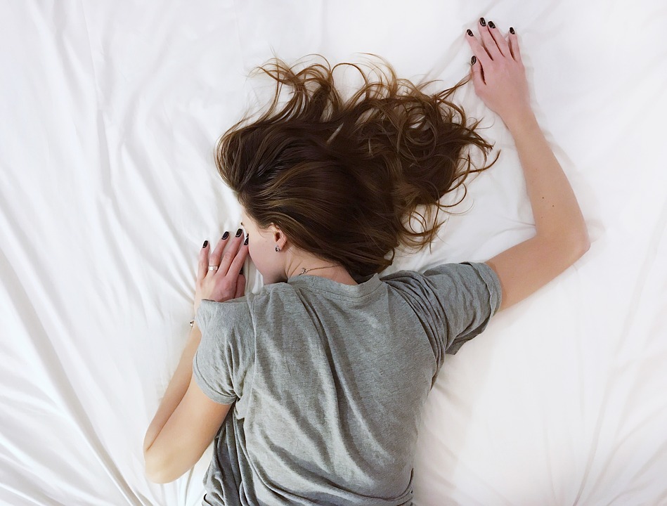 17 Cara mudah mengatasi insomnia, tidur dalam sekejap