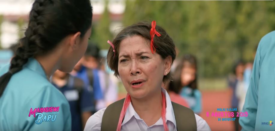 8 Transformasi Widyawati, usia 69 tahun masih perankan mahasiswi