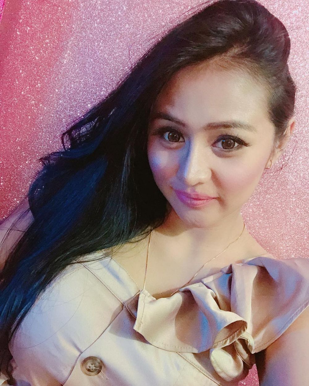 6 Fakta Jelly Jelo, model seksi yang tegar menjadi single parent