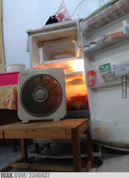 11 Lifehack bikin teknologi canggih ala orang Indonesia, kreatif abis