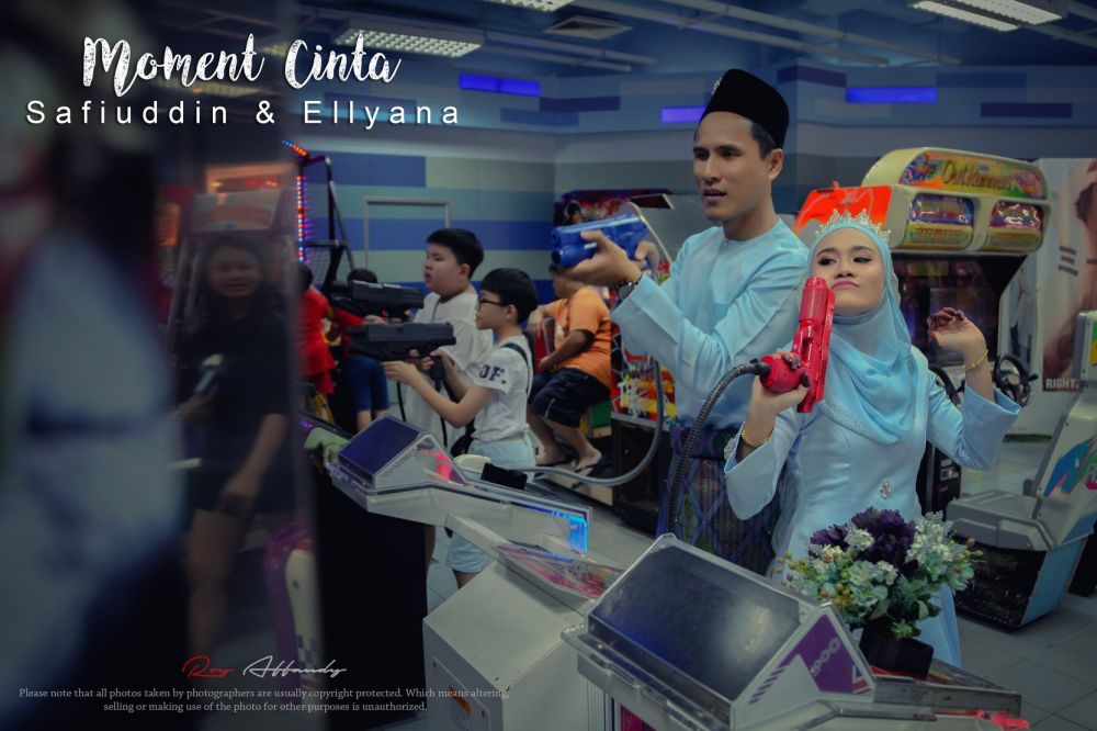 Viral pengantin lakukan pemotretan di mal, 10 fotonya unik abis