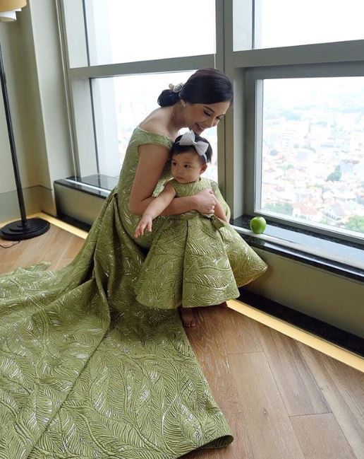 7 Konsep pemotretan Chelsea Olivia ini kece, bergaya Lion King