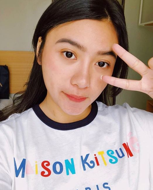 10 Potret Prawita Sari, ipar Siti Badriah yang cantik & memesona