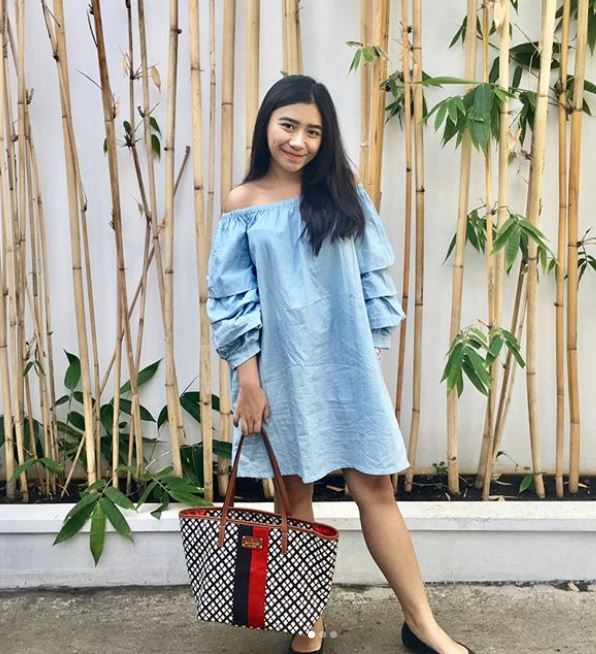 10 Potret Prawita Sari, ipar Siti Badriah yang cantik & memesona