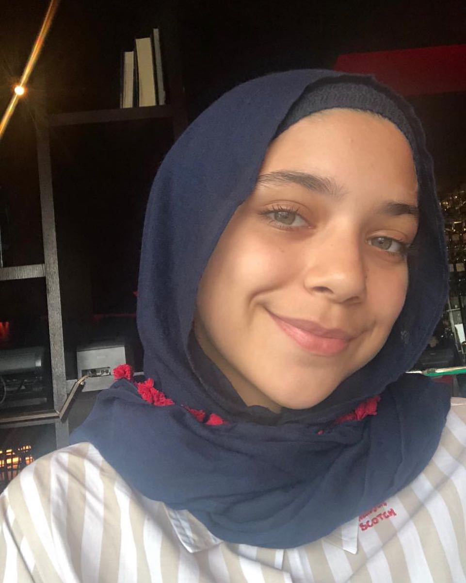 10 Potret Isabel, anak Ayu Azhari dan Mike Tramp yang berhijab