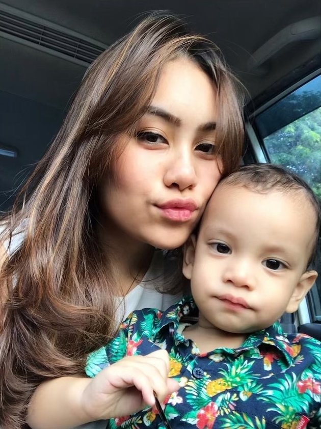 10 Pesona Kleine Marsha, anak tiri Nunung yang jarang tersorot