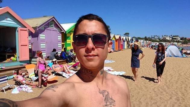 10 Potret Daniel Patrick suami Wanda Hamidah, 10 tahun lebih muda