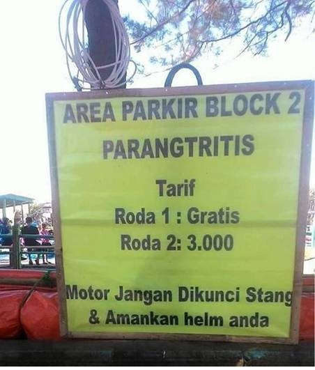 11 Tingkah iseng petugas parkir ini bikin geleng kepala