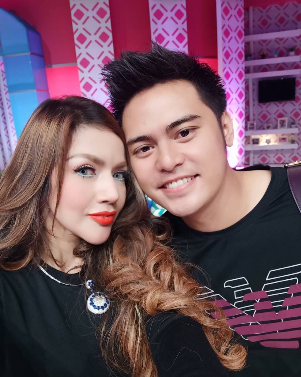 5 Seleb ini mengaku menikah siri, terbaru Ammar Zoni & Irish Bella