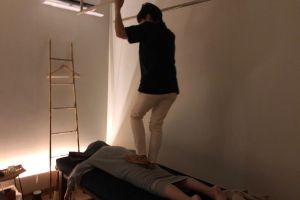 Fakta menarik pijat shiatsu asal Jepang, bisa atasi badan pegal