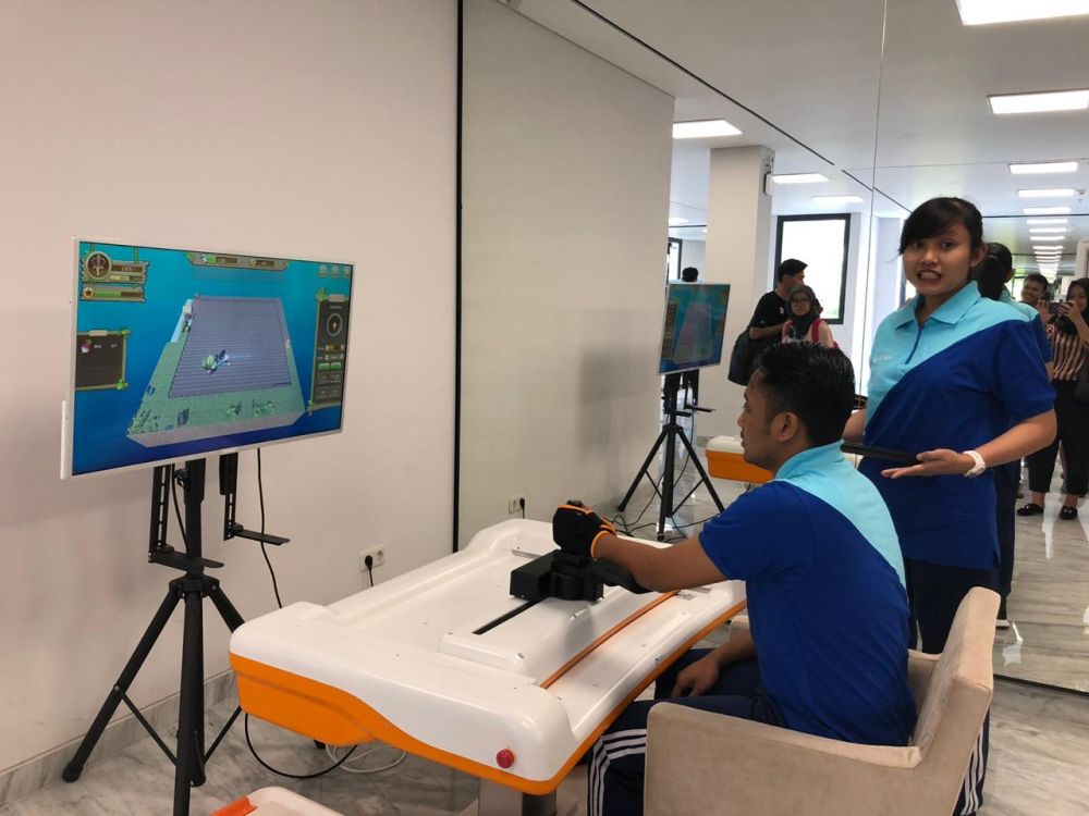 4 Robot ini bantu rehabilitasi stroke, Indonesia punya lho