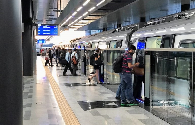 4 Hal ini wajib kamu perhatikan sebelum liburan ke Malaysia, ingat ya