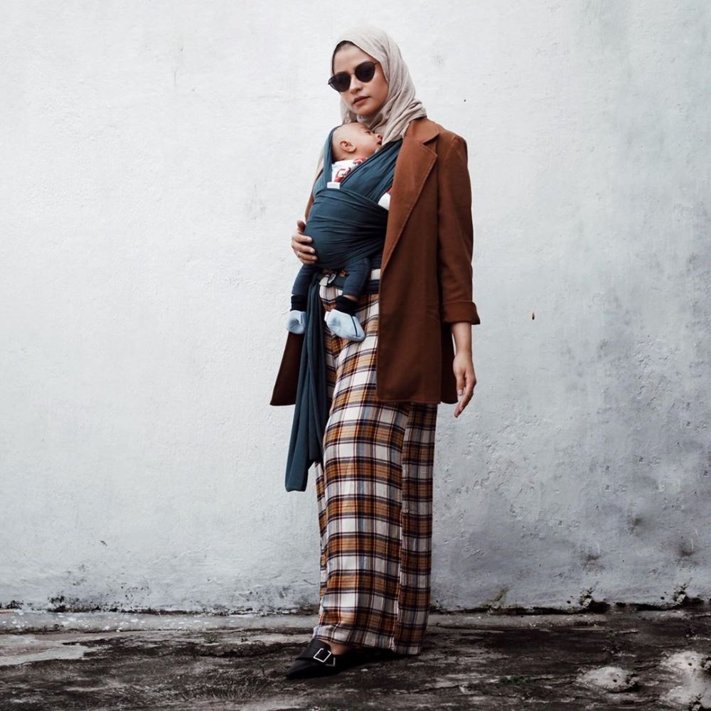 Blazer hijab style wanita 45+ Fashion