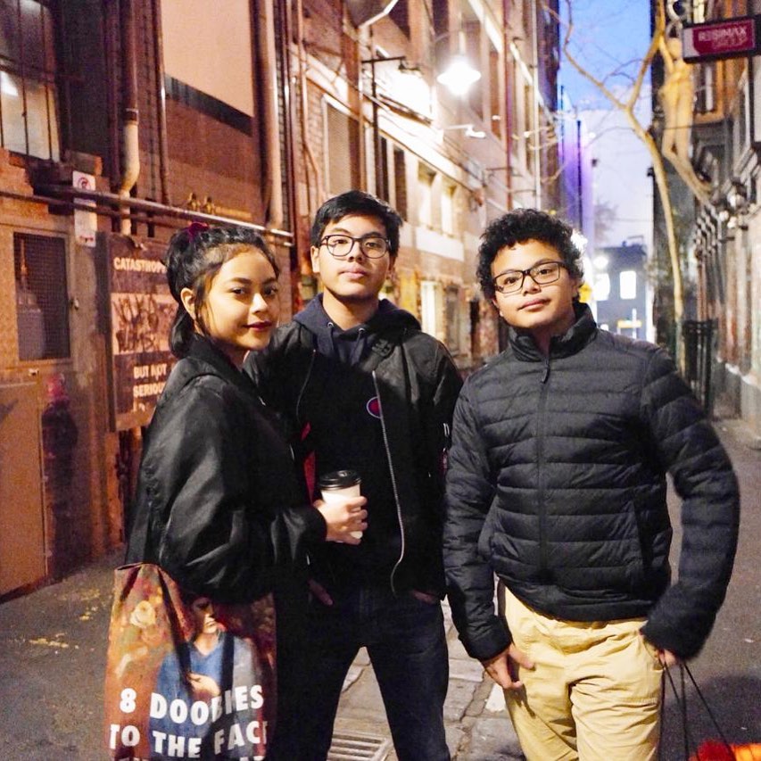 Pesona 8 anak tiri seleb ini bikin susah kedip, cantik abis