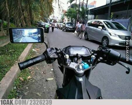 10 Cara lucu orang menghindari tilang ini bikin geleng kepala