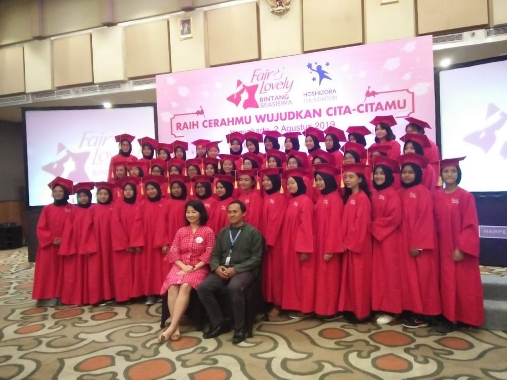 Kisah perjuangan Lena, gadis desa pantang menyerah meraih mimpi