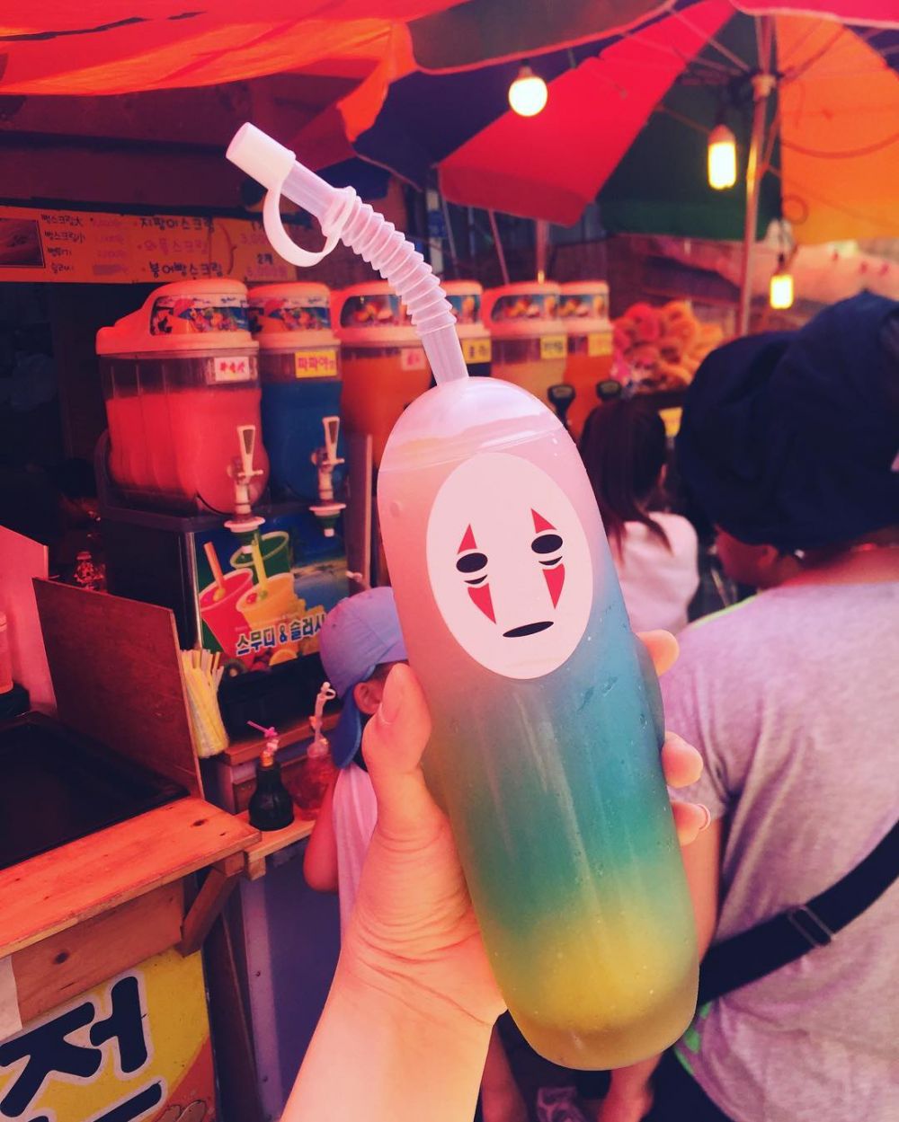 10 Desain kemasan minuman ini absurdnya bikin gagal paham