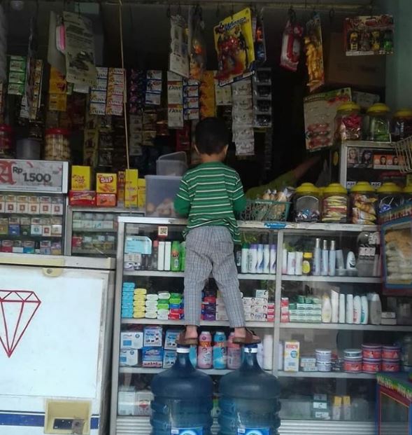 11 Pelesetan fungsi benda ini nampol abis, bikin mikir keras