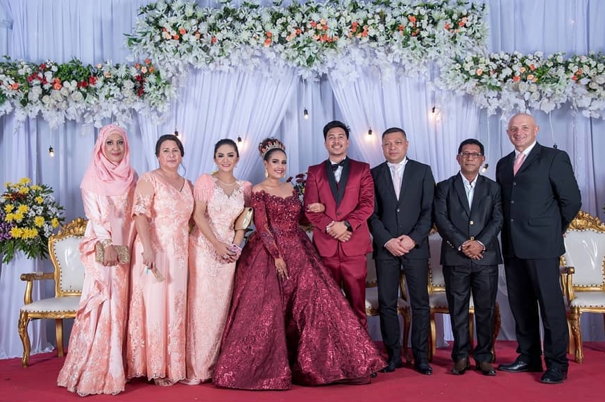 6 Potret kedekatan Krisdayanti dan mantan istri Raul Lemos