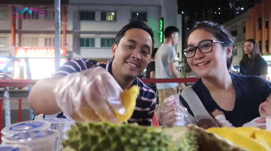 10 Momen Gigi & Rafathar mengungsi ke Singapura saat mati lampu