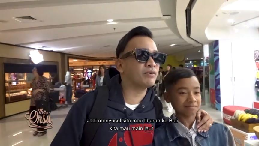 10 Momen Ruben & Sarwendah liburan bareng Betrand, penuh keseruan
