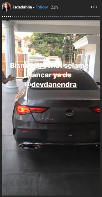 Jelang ultah, Iis Dahlia beri mobil mewah untuk Devano Danendra
