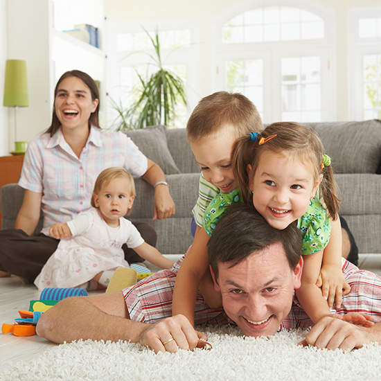 8 Cara agar hidup lebih bahagia & sehat seiring bertambahnya usia