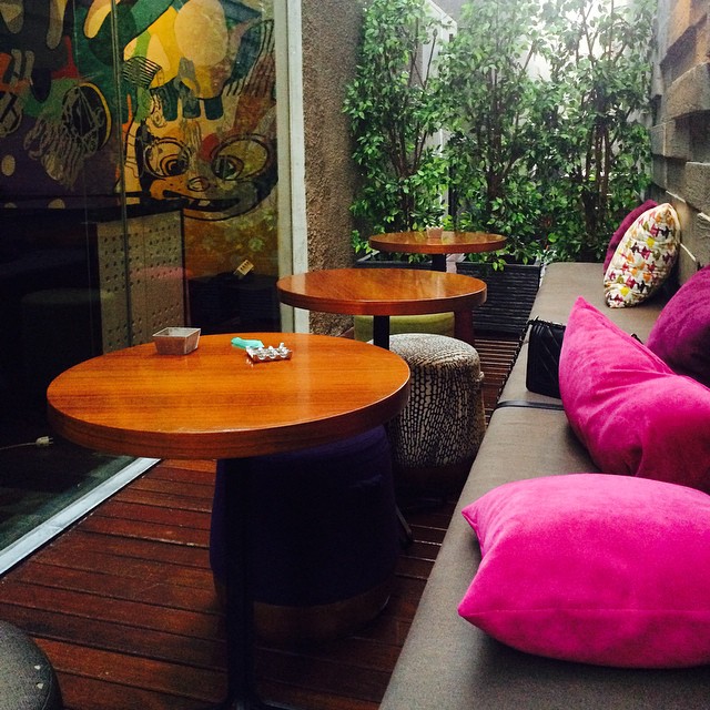 30 Kafe instagramable di Jakarta, unik dan cocok untuk hangout