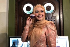 Selalu awet muda, ini produk kecantikan yang Siti Nurhaliza pakai