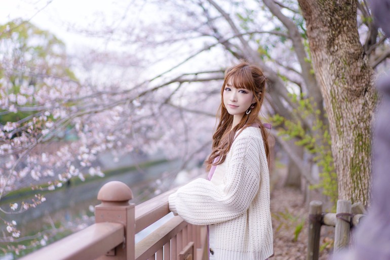 Cosplayer ini pamer foto jadul, transformasinya bikin tercengang