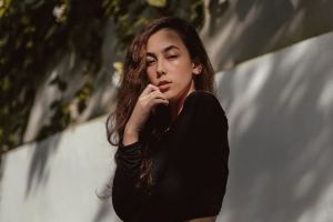 Belum kuliah, Sonia Alyssa tak canggung berperan jadi mahasiswi