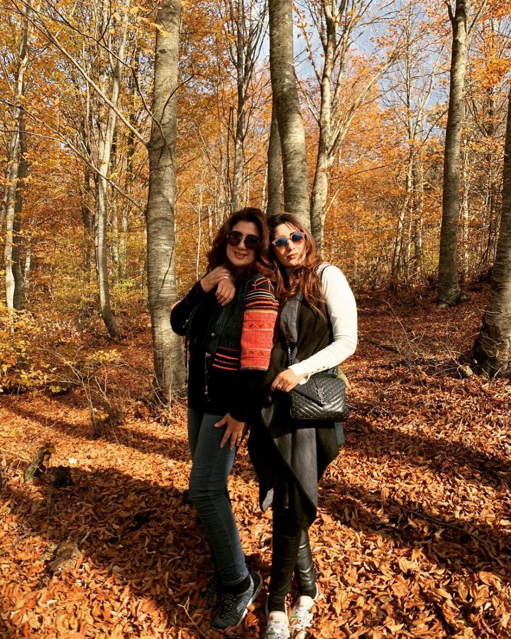 10 Momen Tania Nadira dan ibu yang tampil hits, bak kakak adik