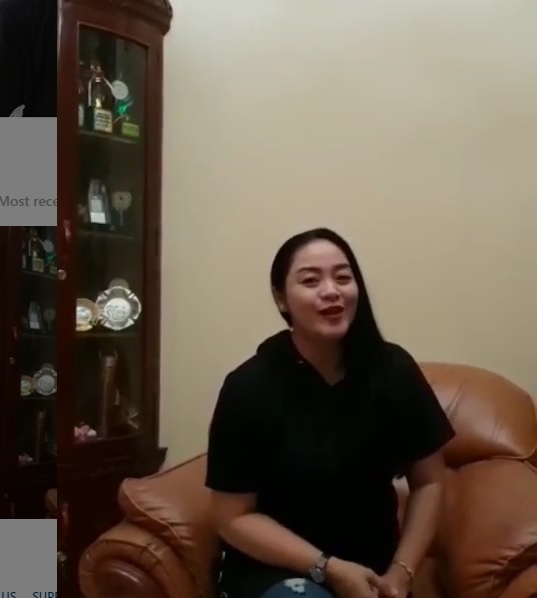 10 Potret Yan Vellia, istri Didi Kempot yang jarang disorot
