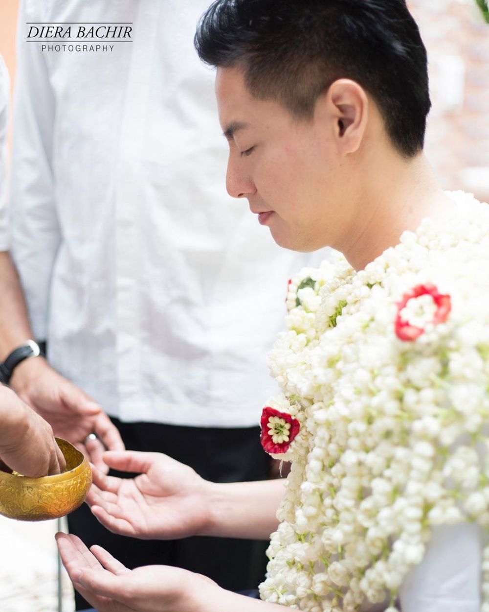 10 Momen siraman Cut Meyriska & Roger Danuarta, auranya terpancar