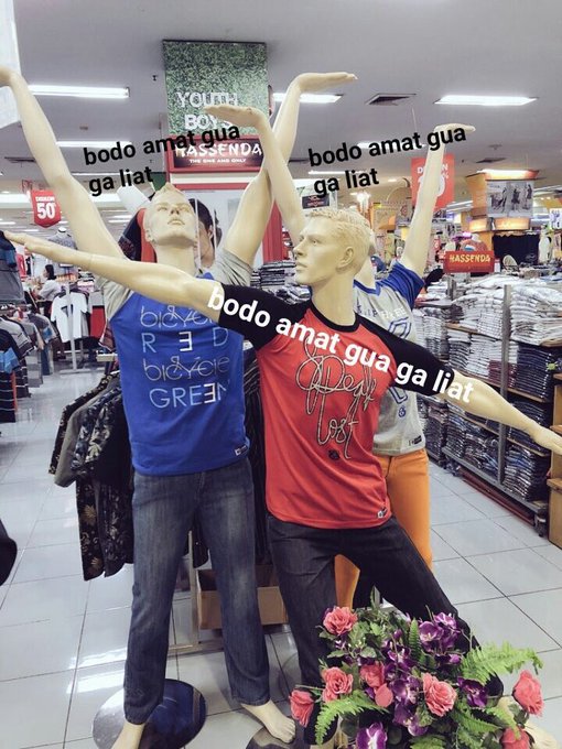 10 Meme lucu manekin ini kocak abis, dijamin bikin harimu ceria