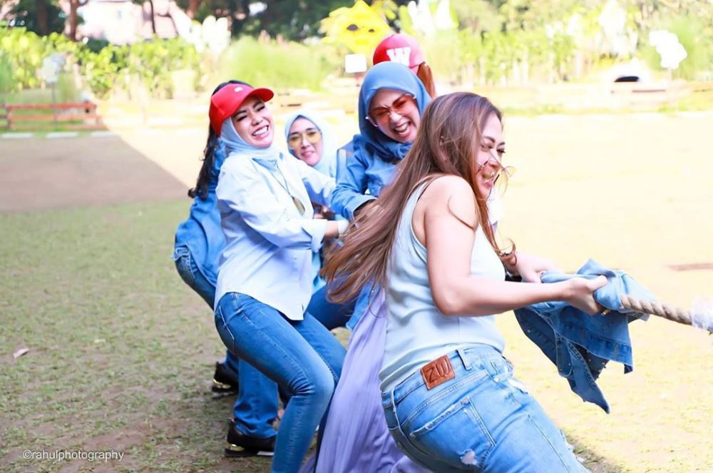 10 Momen seleb Tanah Air rayakan HUT RI 17 Agustus, seru abis