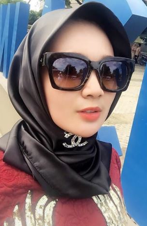 Kerap tampil seksi, ini 9 potret Wika Salim pakai busana tertutup