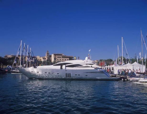 Harga yacht mewah milik 5 atlet dunia, ada yang Rp 259 M