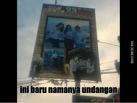 8 Desain undangan ulang tahun ini kreatif abis, bikin senyum simpul