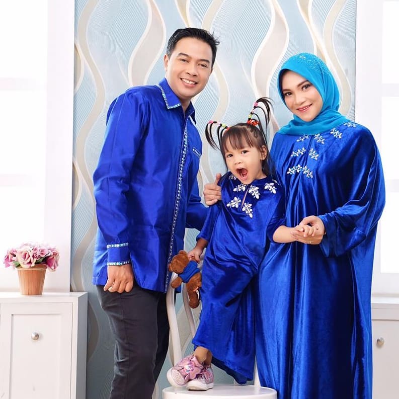 Kisah penantian 5 seleb hamil setelah 10 tahun, bikin haru