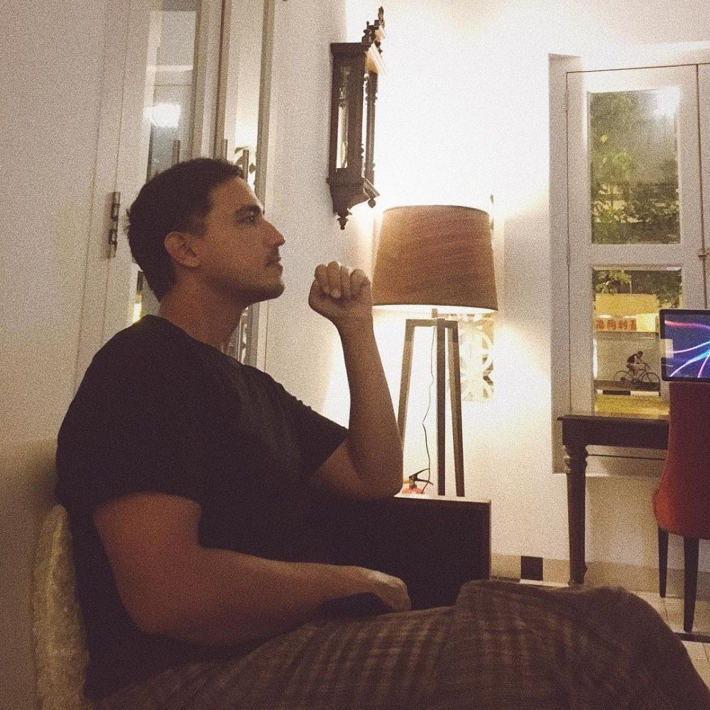 8 Potret penampakan rumah Raisa dan Hamish, dominasi warna putih