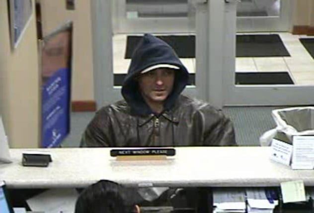 10 Penangkapan kriminal paling lucu ini bikin ketawa tapi kasihan