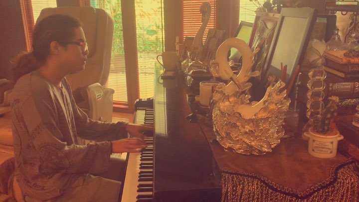 10 Potret rumah Maia Estianty & Irwan Mussry, mewah dan elegan