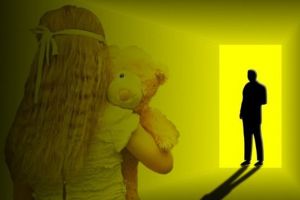 Miris, selama 9 tahun ayah jadikan anaknya budak seks