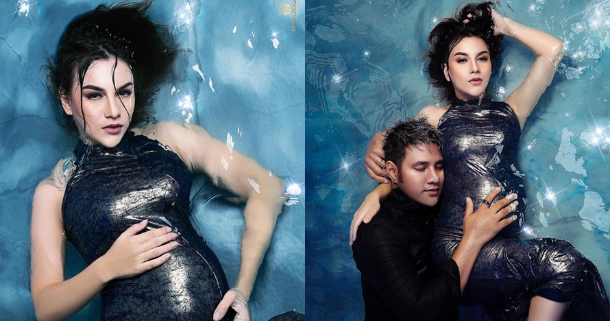 5 Seleb ini jalani pemotretan maternity di dalam air