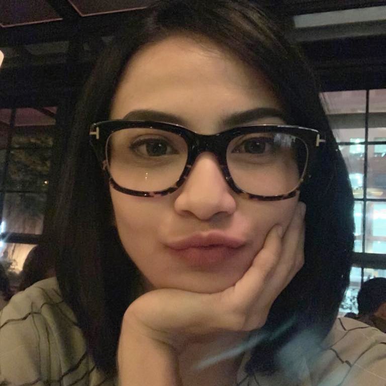 10 Pesona Vanessa Angel tanpa makeup tebal, tetap cantik